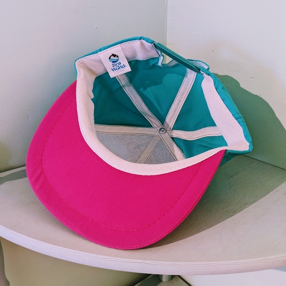 Never Worn Vintage 1990's Sea World Baseball Hat Neon Snapback - Picture 6 of 7